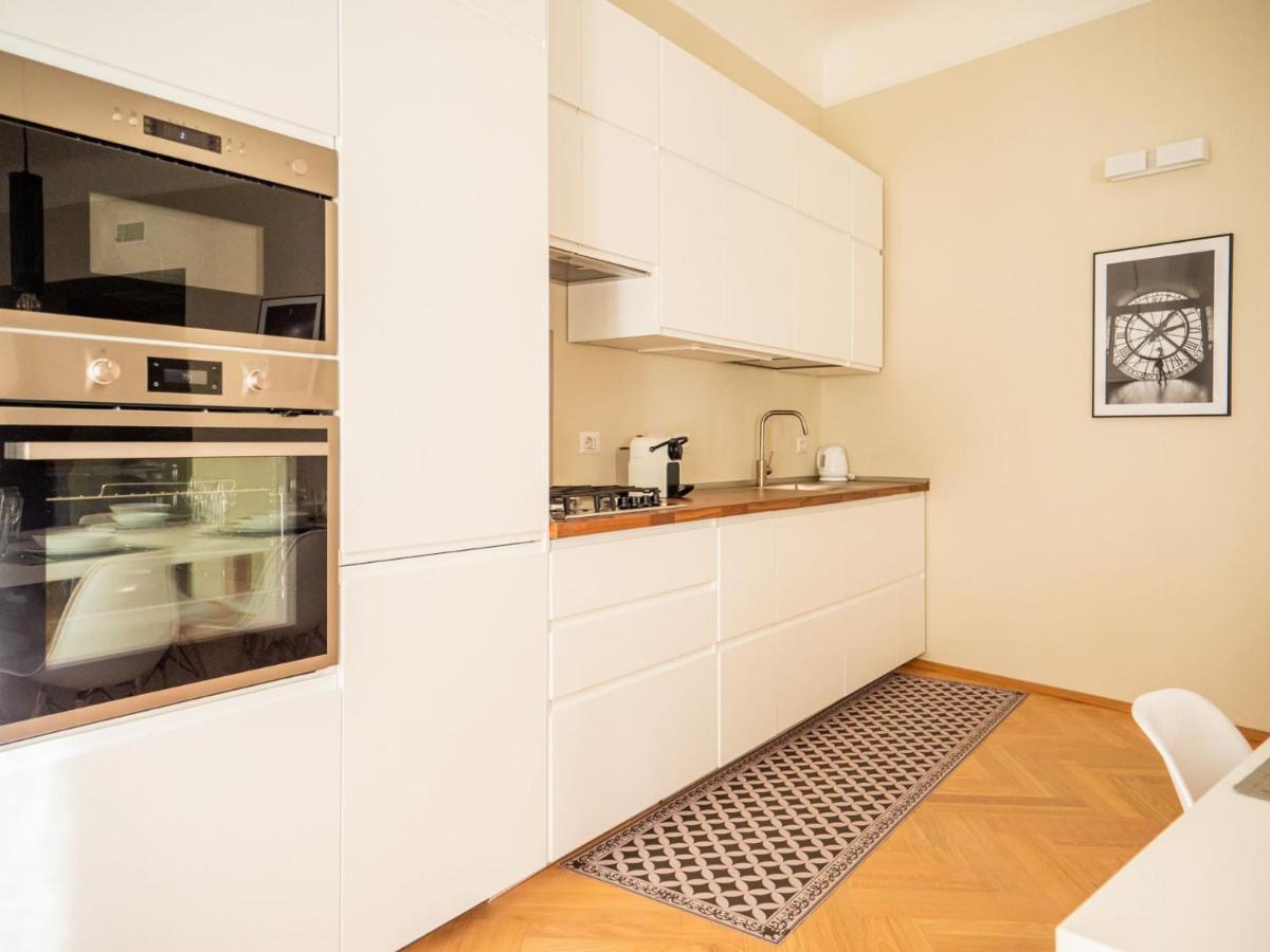 The Best Rent - Cozy Two-Bedrooms Apartment In Pasteur District Мілан Екстер'єр фото